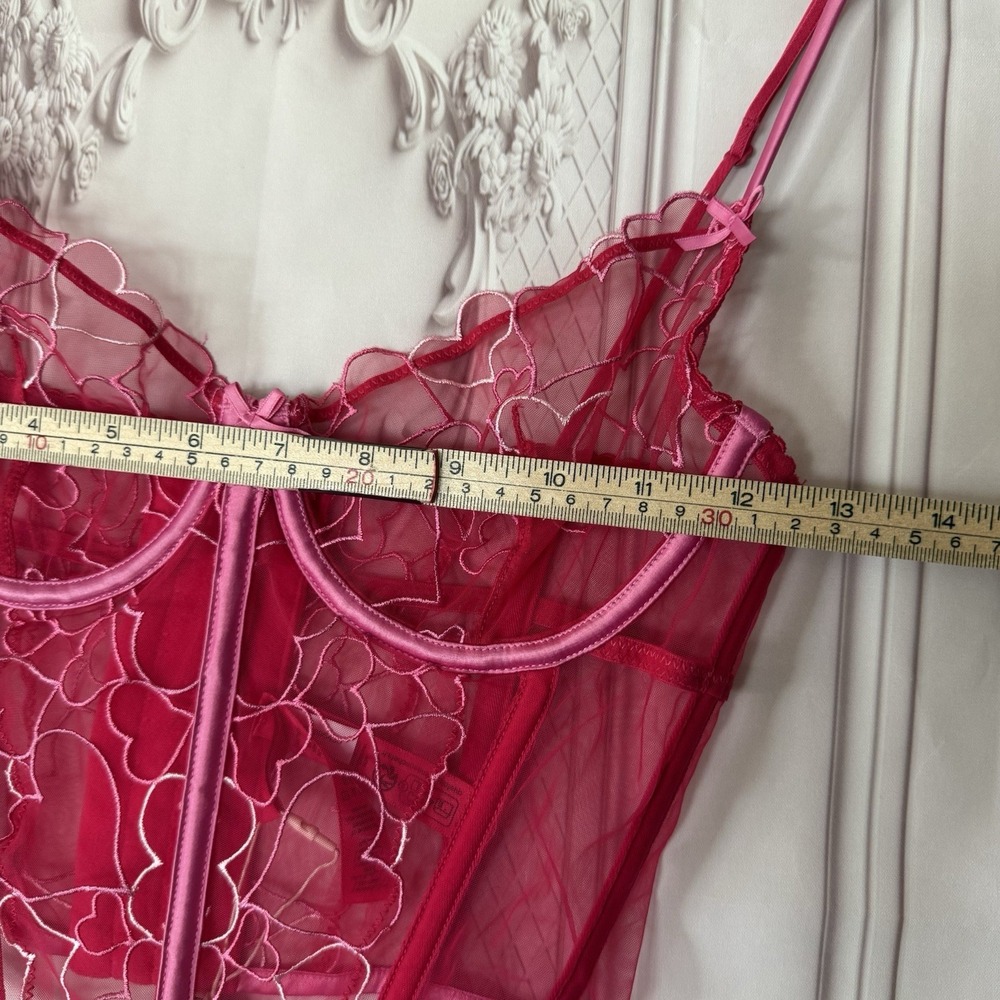 SKIMS Embroidered Tulle Unlined Demi Corset Size XS In Punch NWT - Picture 5 of 9